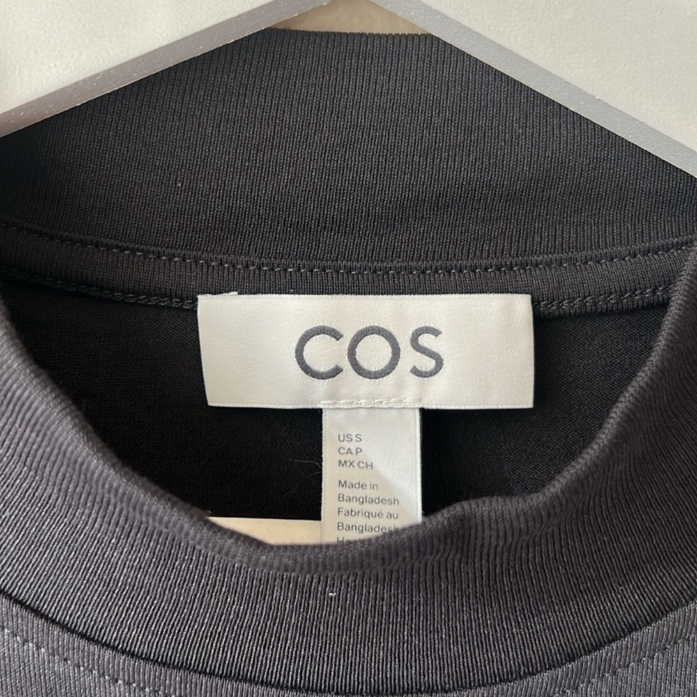 COS Black Oversized Short Sleeve Tee - Picture 4 of 11